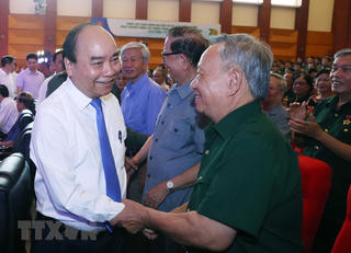 [ẢNH] Thủ tướng dự kỷ niệm 70 năm truyền thống thanh niên xung phong