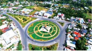 Trà Vinh: Rộn rã mùa xuân từ đất liền ra biển khơi