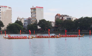 Khai mạc Giải đua thuyền truyền thống quốc gia năm 2018