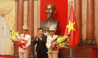 Hai Thứ trưởng Bộ Công an được thăng hàm Thượng tướng