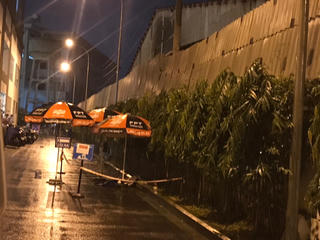 TP HCM: Cô gái trẻ rơi từ tầng 16 chung cư xuống đất tử vong