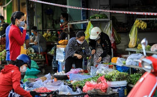 Chợ dân sinh có còn là phương án khả thi trong mùa dịch?
