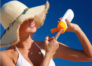 Mẹo dùng kem chống nắng hiệu quả ngày hè 