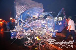 Gia Lai: Tai nạn liên hoàn giữa 2 xe khách với xe tải, nhiều người thương vong