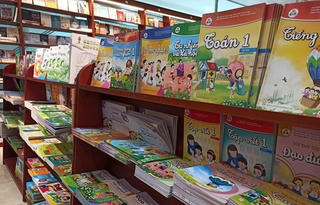 Đề xuất chỉnh sửa cả 4 bộ sách giáo khoa lớp 1