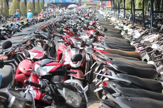 Hà Nội: Xử phạt 24 điểm trông giữ xe vi phạm