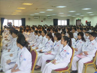 Vui buồn xuất khẩu lao động