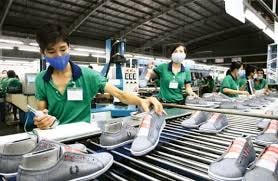 Da giày tăng trưởng mạnh