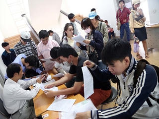 Lo lắng với xét tuyển theo nhóm trường