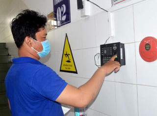 Quản lý người bệnh bằng dấu vân tay để phòng chống Covid-19 