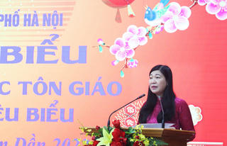 Mặt trận Hà Nội gặp mặt văn nghệ sĩ, trí thức, chức sắc tôn giáo tiêu biểu