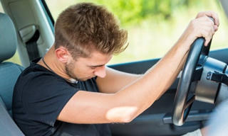Người bị rối loạn giấc ngủ không được cấp bằng lái xe