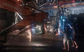 Xe trộn bê tông mất lái làm 2 người chết, toàn đảo Cát Bà mất điện