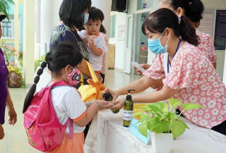 Hướng dẫn thu học phí khi học sinh trở lại trường