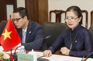 Đẩy mạnh các hoạt động giao lưu nhân dân Việt - Trung