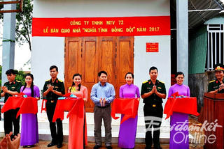 Gia Lai: Trao tặng 11 ngôi nhà ‘Nghĩa tình đồng đội’