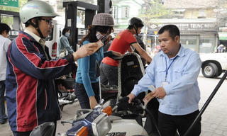 Truy thu khoản lợi từ chênh lệch thuế xăng dầu