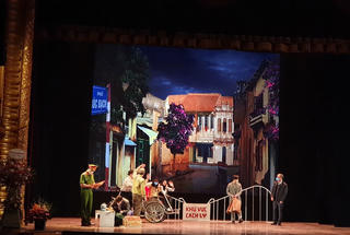 Nghệ thuật thời Covid-19: Ẩn mình, chớp thời cơ