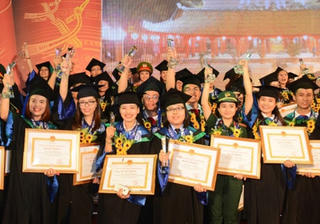 Dùng người tài