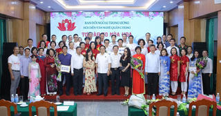 Ban Đối ngoại Trung ương tổ chức Hội diễn văn nghệ kỷ niệm 70 năm ngày truyền thống