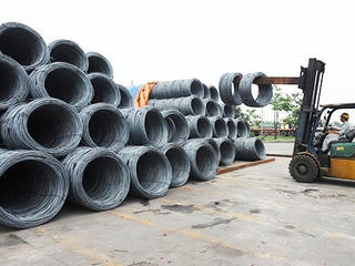 Thép nhập khẩu tăng