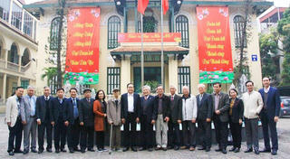 Tiếp tục đóng góp cho công tác Mặt trận ngay cả khi đã nghỉ chế độ