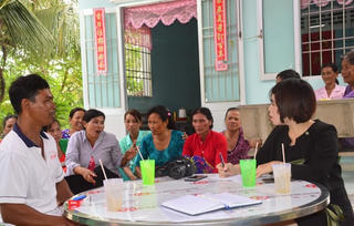 'Nhà đèn' vô cảm