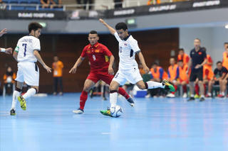 Tuyển nam và nữ futsal Việt Nam đều thất bại trước người Thái