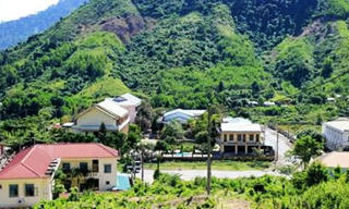 Phụ huynh ‘tố’ Tổng phụ trách xâm hại học sinh lớp 3