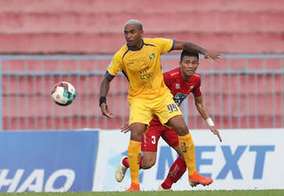 V-League 2021: Mùa giải khắc nghiệt với ngoại binh