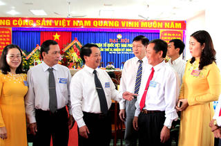 Phó Chủ tịch - Tổng thư ký Hầu A Lềnh dự đại hội MTTQ cấp xã đầu tiên tỉnh An Giang