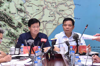 Phó Thủ tướng họp khẩn chỉ đạo ứng phó mưa lũ và an toàn hồ đập