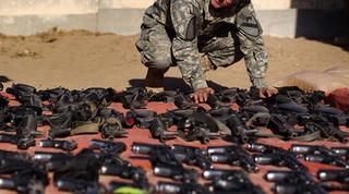 Tình báo Jordan trộm vũ khí của CIA tuồn ra chợ đen?