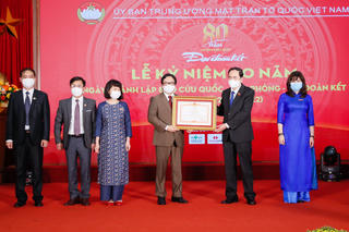 Dấu mốc quan trọng trên hành trình vẻ vang