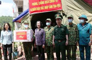 Trưởng ban Dân vận Trung ương thăm, làm việc với Biên phòng Lạng Sơn
