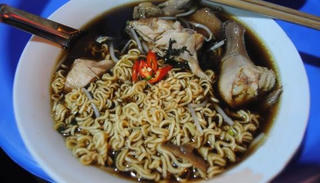 Món ngon vỉa hè Hàng Bồ