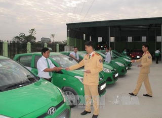 Xử phạt xe không giấy tờ gốc: Chủ xe và ngân hàng như 'ngồi trên lửa'