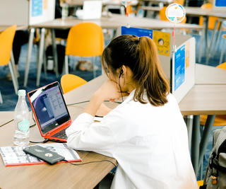 Cơ hội cho dạy - học trực tuyến