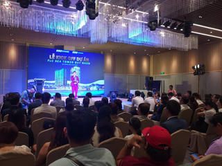 Gấp rút hoàn thiện, FLC Sea Tower Quy Nhon hút hàng trăm sale trong lễ kick off