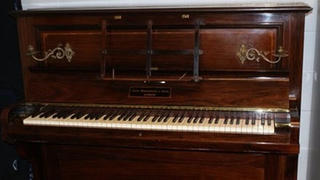 Phát hiện kho vàng giấu trong piano hơn 100 năm