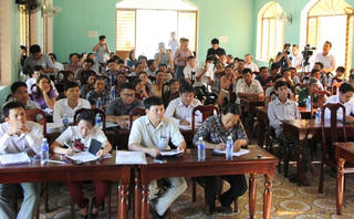 Người ‘khiêng quan tài đòi bồi thường đất’ đã nhận được tiền