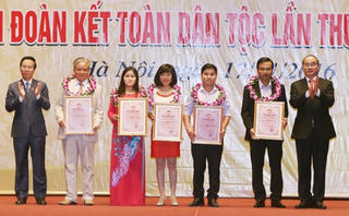 Làm cho ý thức đại đoàn kết toàn dân tộc được khẳng định và lưu truyền