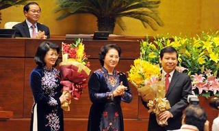 Bà Đặng Thị Ngọc Thịnh trúng cử Phó Chủ tịch nước