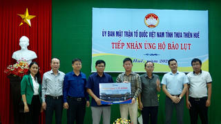Thêm nhiều doanh nghiệp ủng hộ đồng bào vùng lũ Thừa Thiên-Huế