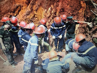 Vụ sập công trình xây dựng chết 4 người ở Phú Thọ: Trách nhiệm thuộc về đơn vị nào?