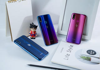 Vingroup ra mắt dòng sản phẩm điện thoại Vsmart Joy2+