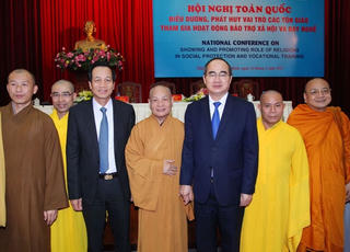 Đẩy nhanh tiến độ cấp ‘sổ đỏ’ cho các cơ sở tôn giáo