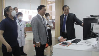 Khuyến khích mô hình đào tạo gắn liền với bệnh viện