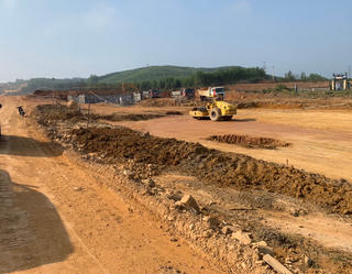 Quảng Trị: Bàn giao mặt bằng phục vụ dự án cao tốc Cam Lộ - La Sơn