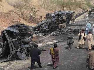 Tai nạn nghiêm trọng ở Pakistan, ít nhất 10 người thiệt mạng